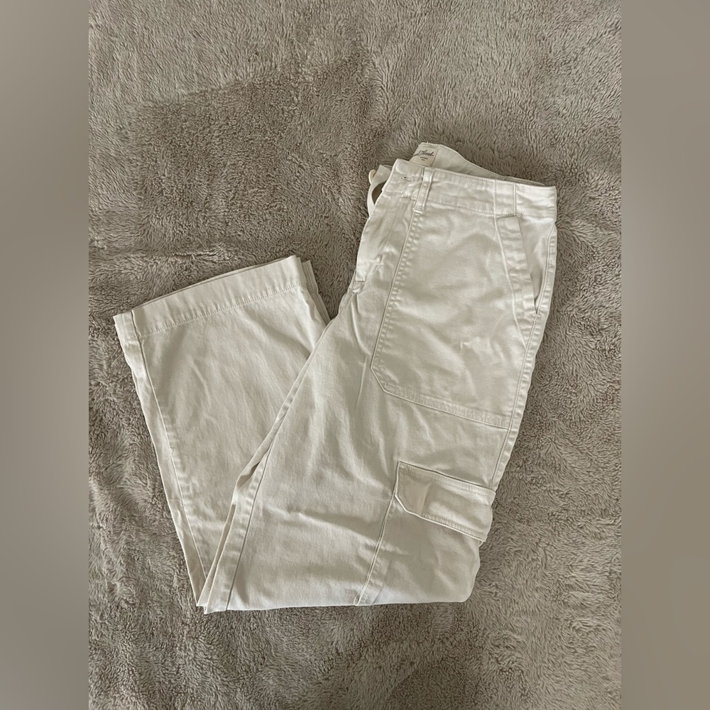 Universal Thread Light Tan Cargo Pants